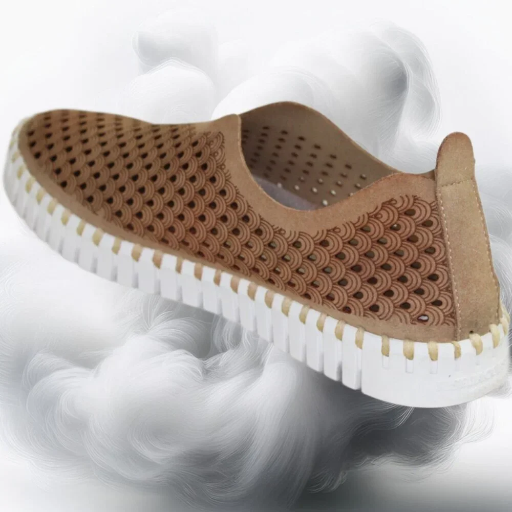 Ilse Jacobsen Hornbaek Latte Laser Cut Tulip Platform Slip-On, SZ 39 (US 8.5-9)